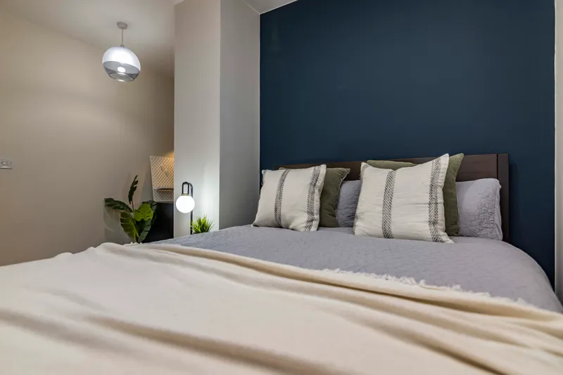 Vibrant 2 Bedroom Apartment // 2026/7 - Image 8